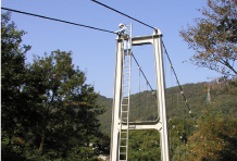 吊橋の点検業務。築４０年の吊橋を点検する。岐阜県某所。